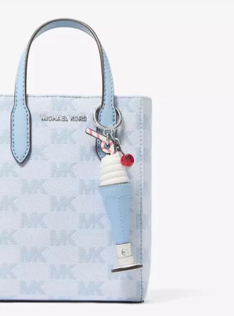 Adorno para bolso con forma de batido