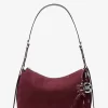 Adorno para bolso de piel con logo en relieve Adorno para bolso de piel con logo en relieve