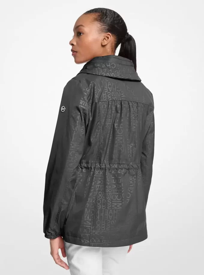 Anorak con logotipo Anorak con logotipo