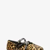 Bailarinas Indy Flex con estampado de leopardo y pelo de becerro Bailarinas Indy Flex con estampado de leopardo y pelo de becerro