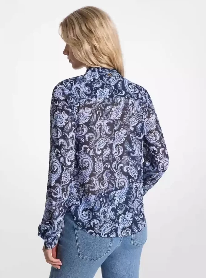 Blusa de georgette con cuello anudado y estampado paisley Blusa de georgette con cuello anudado y estampado paisley