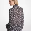 Blusa de georgette con estampado floral y cuello con lazo Blusa de georgette con estampado floral y cuello con lazo