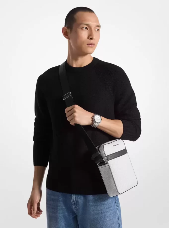 Bolsa de vuelo con el logotipo de Cooper Signature