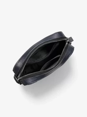 Bolsa de vuelo con el logotipo de Henry