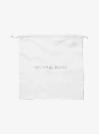Bolsa guardapolvo tejida con logo pequeño