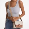 Bolso bandolera Bradshaw mediano con el logo de la firma