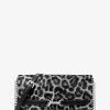 Bolso bandolera convertible de pelo de becerro con estampado de leopardo grande de Carson