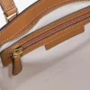 Bolso bandolera convertible de piel y logo de la firma Taryn Small Bolso bandolera convertible de piel y logo de la firma Taryn Small