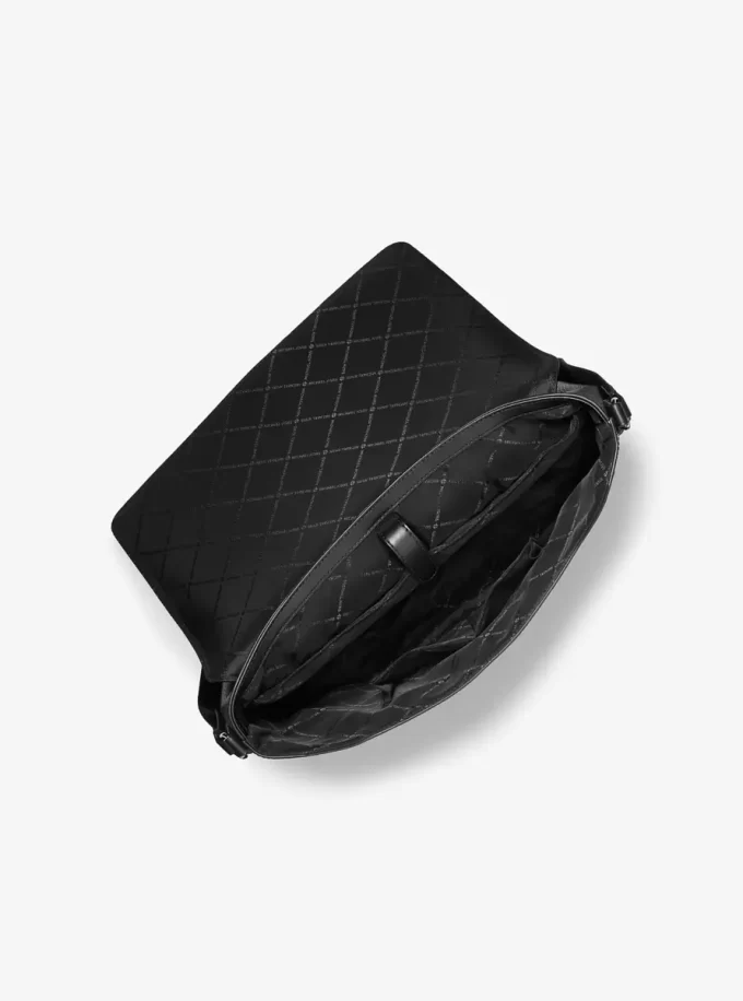Bolso bandolera Cyrus mediano de piel granulada Bolso bandolera Cyrus mediano de piel granulada