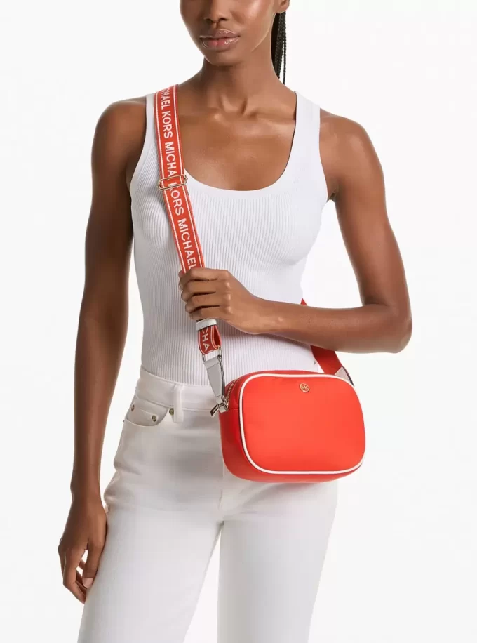 Bolso bandolera de nailon mediano para cámara Jet Set Bolso bandolera de nailon mediano para cámara Jet Set