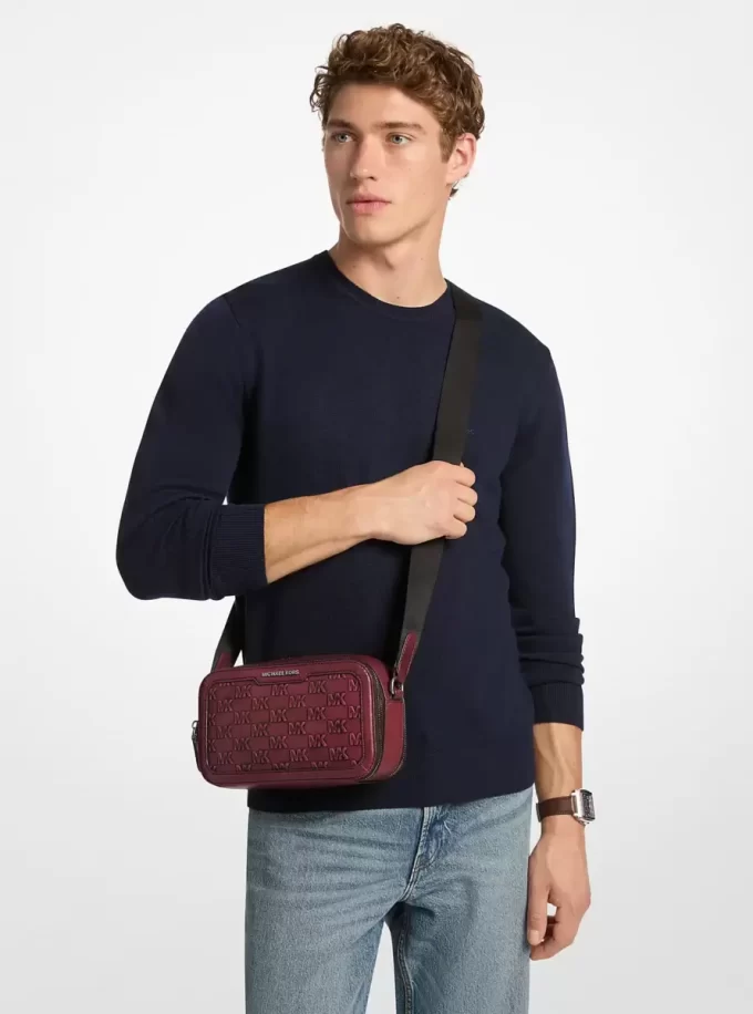 Bolso bandolera de piel bruñida con el logotipo de Hudson en relieve Bolso bandolera de piel bruñida con el logotipo de Hudson en relieve