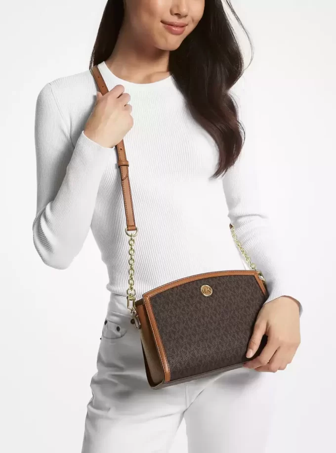 Bolso bandolera grande con el logotipo de la firma de Chantal Bolso bandolera grande con el logotipo de la firma de Chantal