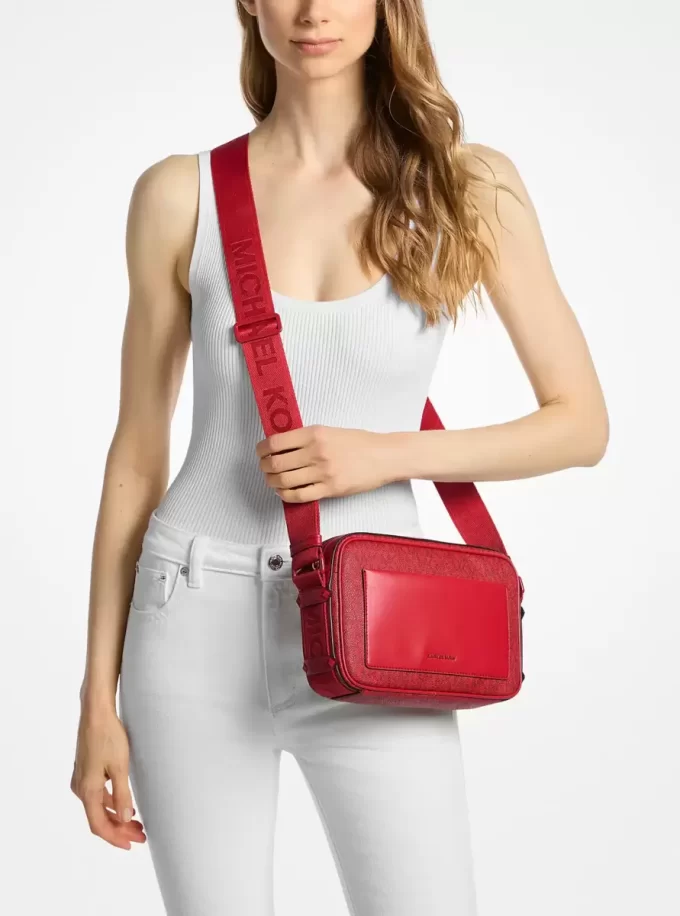 Bolso bandolera grande con logotipo de Maeve Bolso bandolera grande con logotipo de Maeve