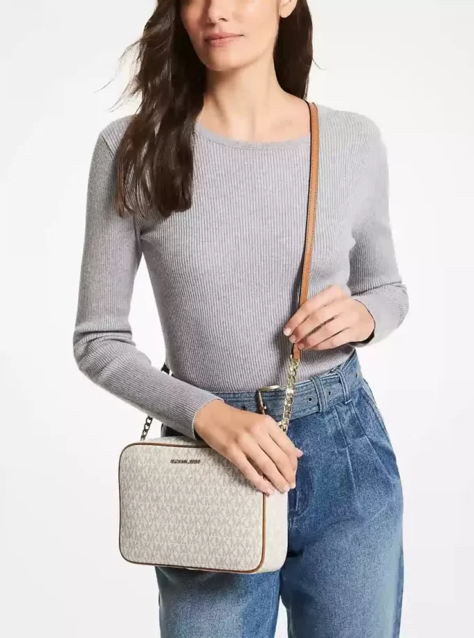 Bolso bandolera grande con logotipo Jet Set Bolso bandolera grande con logotipo Jet Set