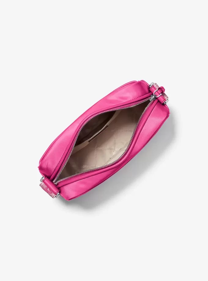Bolso bandolera grande de gabardina de nailon Jet Set Bolso bandolera grande de gabardina de nailon Jet Set