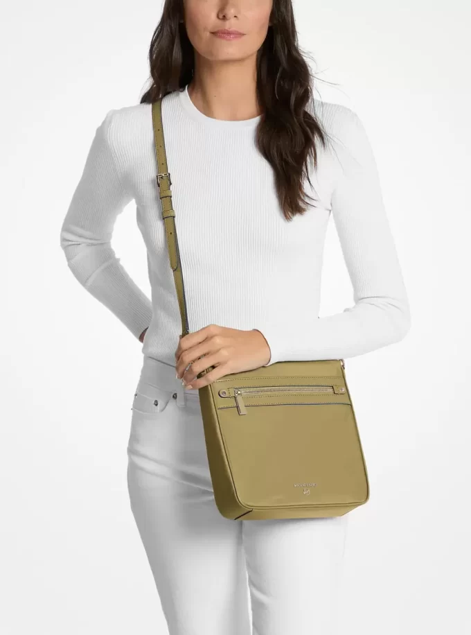 Bolso bandolera grande de nailon Jet Set Bolso bandolera grande de nailon Jet Set
