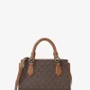 Bolso bandolera Marilyn Small con el logo de la firma