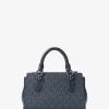 Bolso bandolera Marilyn Small con el logo de la firma
