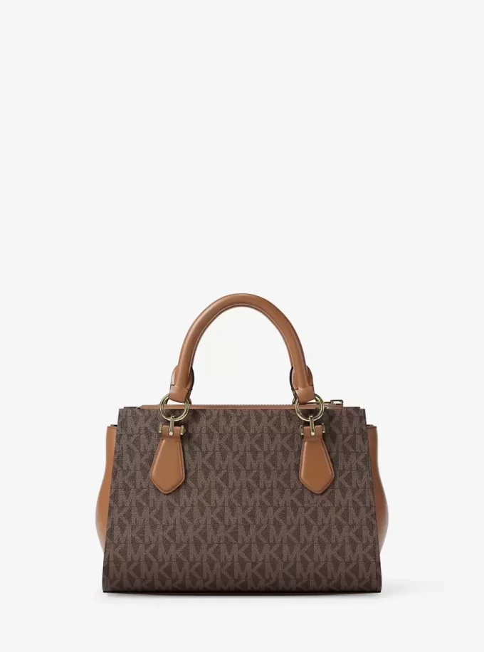 Bolso bandolera Marilyn Small con el logo de la firma