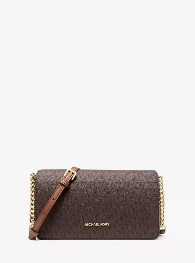 Bolso bandolera mediano con el logotipo de la firma Jet Set
