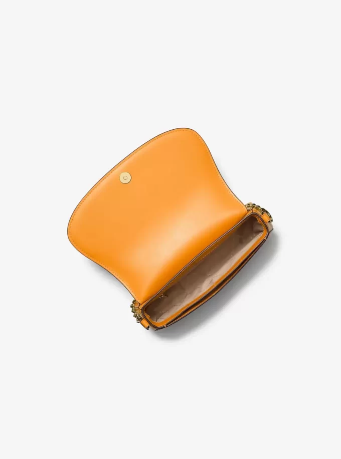 Bolso bandolera mediano de piel Mila Bolso bandolera mediano de piel Mila