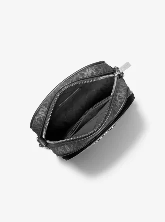 Bolso bandolera mediano Jet Set con logotipo metálico de la firma