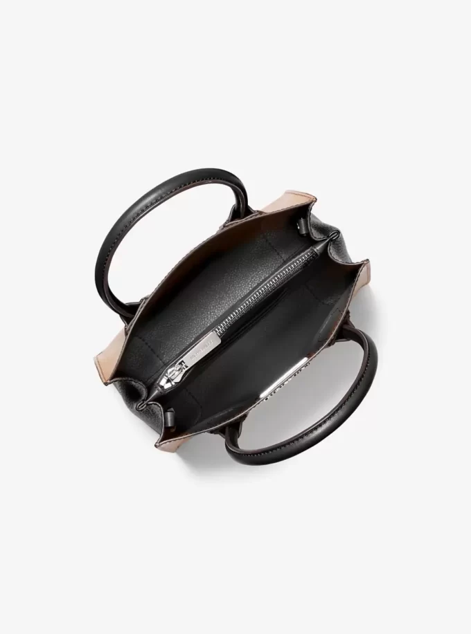 Bolso bandolera mediano Mercer de piel granulada