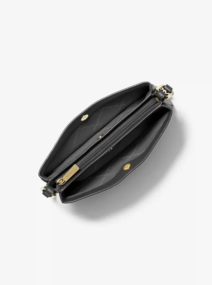 Bolso bandolera mediano Trisha de piel granulada