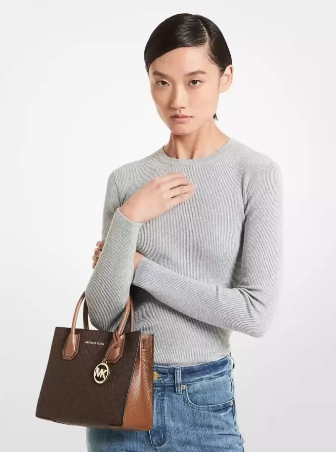 Bolso bandolera Mercer mediano con logo y acordeón de piel