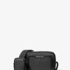 Bolso bandolera para cámara con el logotipo de Cooper Signature y bolsa
