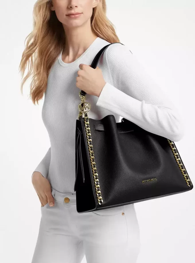 Bolso de hombro grande con cadena Mina Bolso de hombro grande con cadena Mina