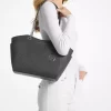 Bolso de hombro grande con logotipo de Jet Set Bolso de hombro grande con logotipo de Jet Set