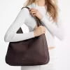 Bolso de hombro grande de nobuk Nolita