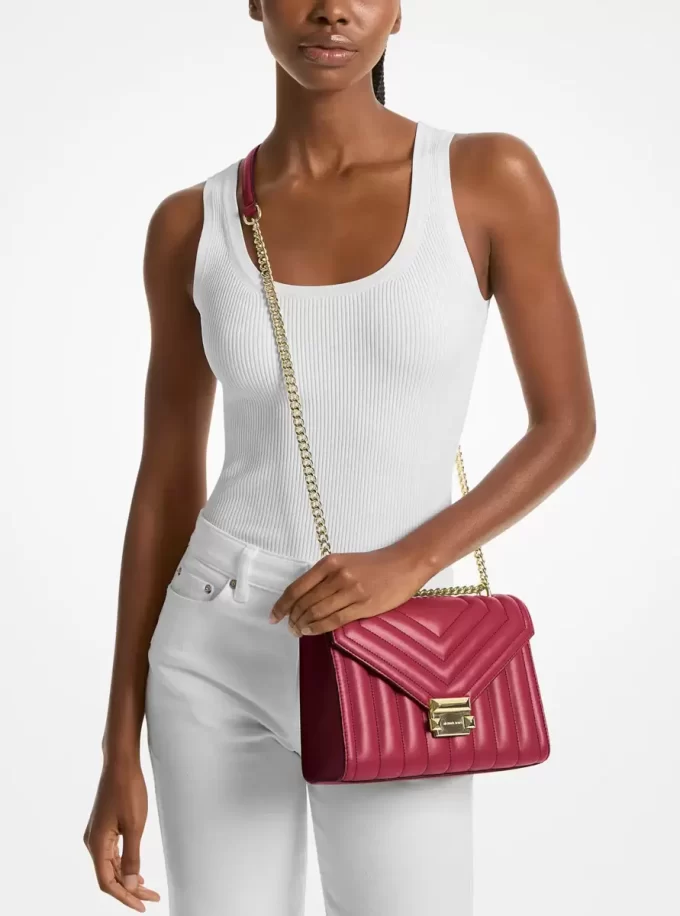 Bolso de hombro mediano acolchado Whitney Bolso de hombro mediano acolchado Whitney