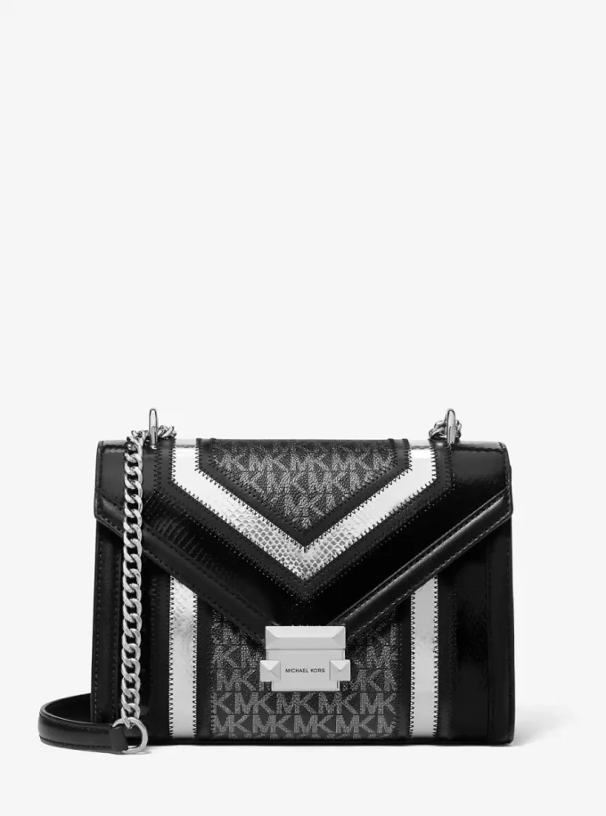 Bolso de hombro mediano metálico con logo de la firma Whitney Bolso de hombro mediano metálico con logo de la firma Whitney