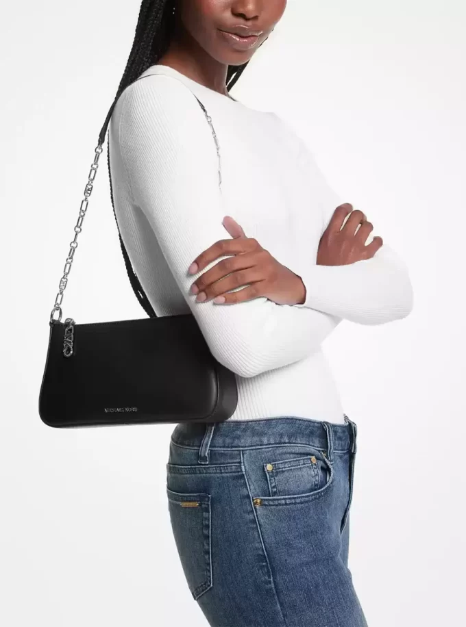 Bolso de mano mediano Empire de cuero con cadena Bolso de mano mediano Empire de cuero con cadena
