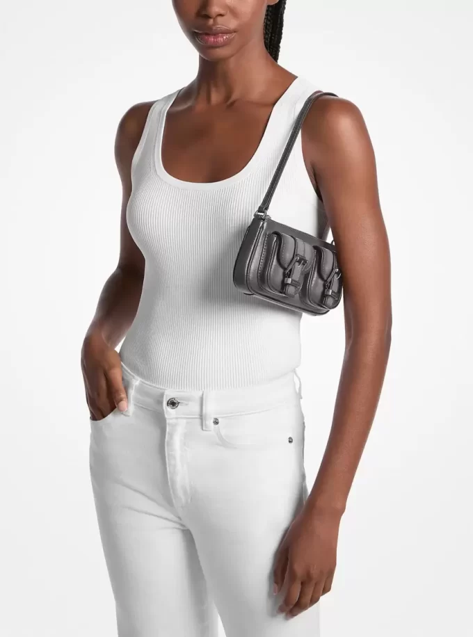 Bolso de mano Zoe pequeño de piel bruñida Bolso de mano Zoe pequeño de piel bruñida