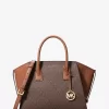 Bolso grande con logotipo de la firma Avril Bolso grande con logotipo de la firma Avril