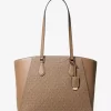 Bolso grande de piel y logo de Taryn Bolso grande de piel y logo de Taryn