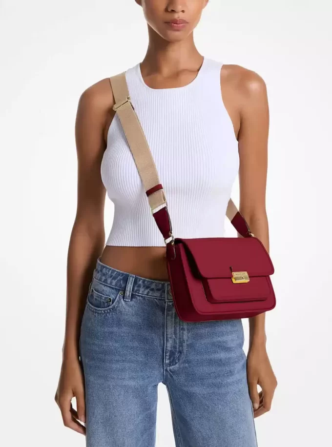 Bolso mensajero mediano de piel Bradshaw