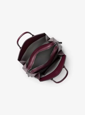 Bolso pequeño Laila con el logotipo de la firma