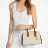 Bolso pequeño Laila con el logotipo de la firma Bolso pequeño Laila con el logotipo de la firma