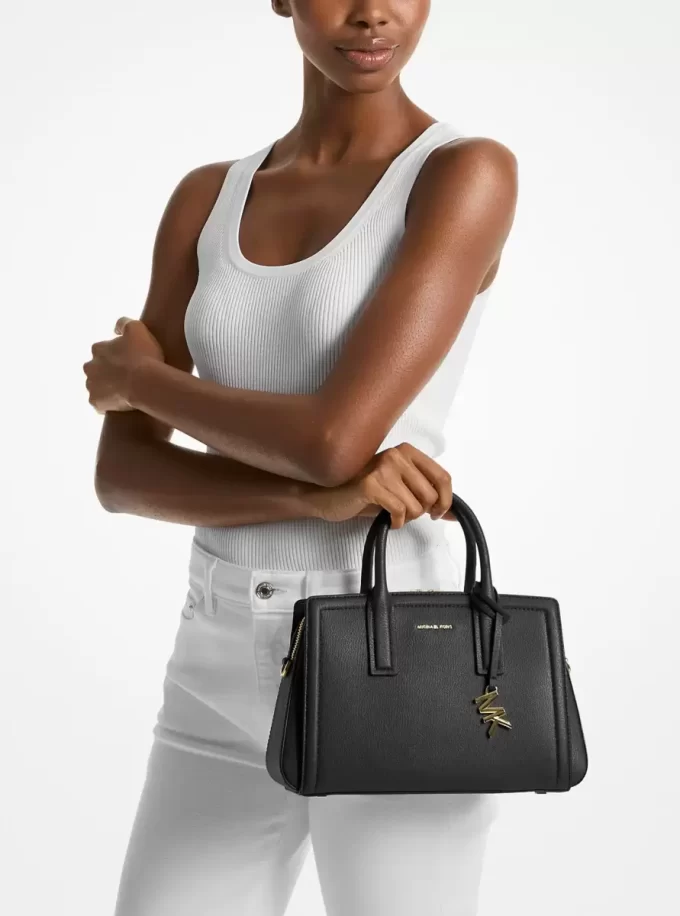 Bolso pequeño Laila de piel granulada Bolso pequeño Laila de piel granulada