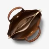 Bolso satchel mediano con logotipo de la firma Carson