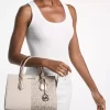 Bolso satchel mediano Sheila con logo distintivo metálico en dos tonos