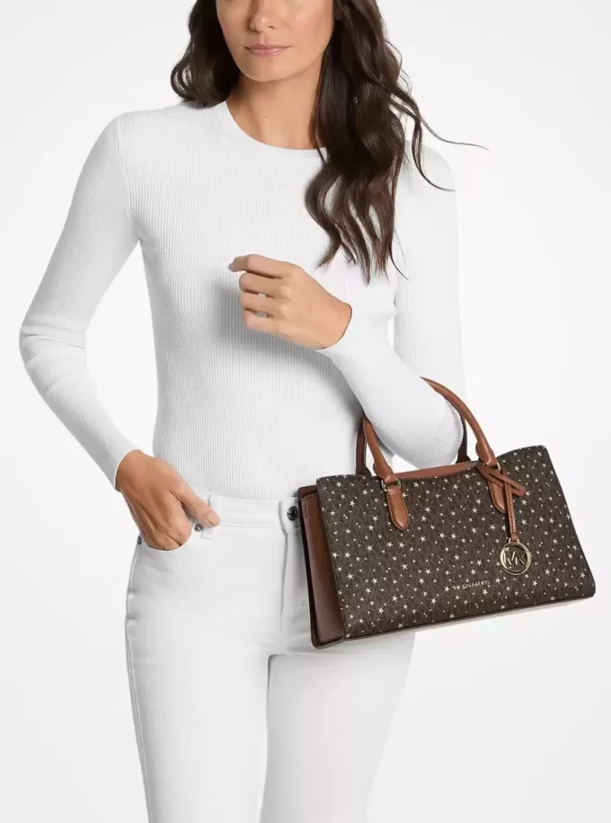 Bolso tipo cartera Arden mediano con logotipo impreso.