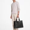 Bolso tote de piel granulada con el logotipo de Cooper en relieve Bolso tote de piel granulada con el logotipo de Cooper en relieve