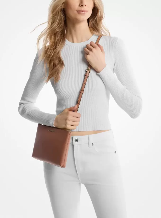 Bolso tote grande 3 en 1 con el logotipo de Charlotte Bolso tote grande 3 en 1 con el logotipo de Charlotte