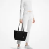 Bolso tote grande Charlotte de piel saffiano con cremallera superior Bolso tote grande Charlotte de piel saffiano con cremallera superior