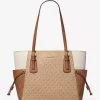 Bolso tote grande Voyager con logo de la firma y bloques de color Bolso tote grande Voyager con logo de la firma y bloques de color
